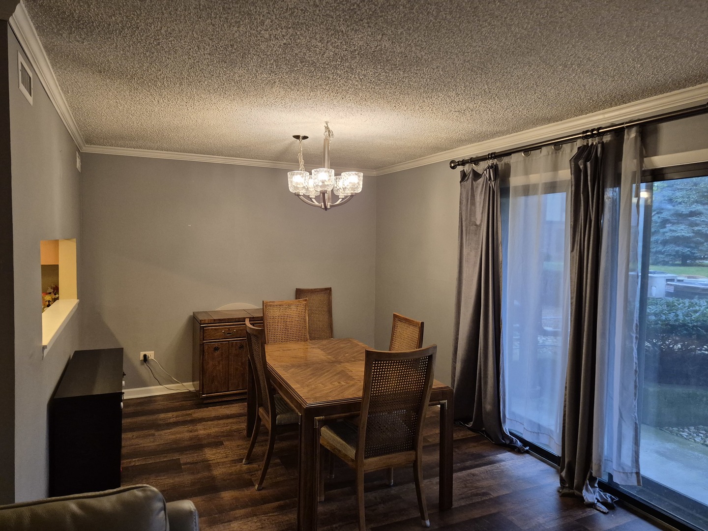 8216 Mulberry Court #8B, Palos Hills, IL 60465