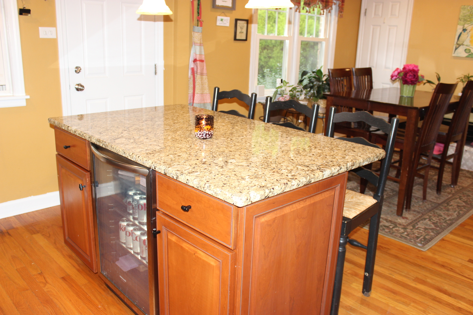 2952 W 97th Place, Evergreen Park, IL 60805