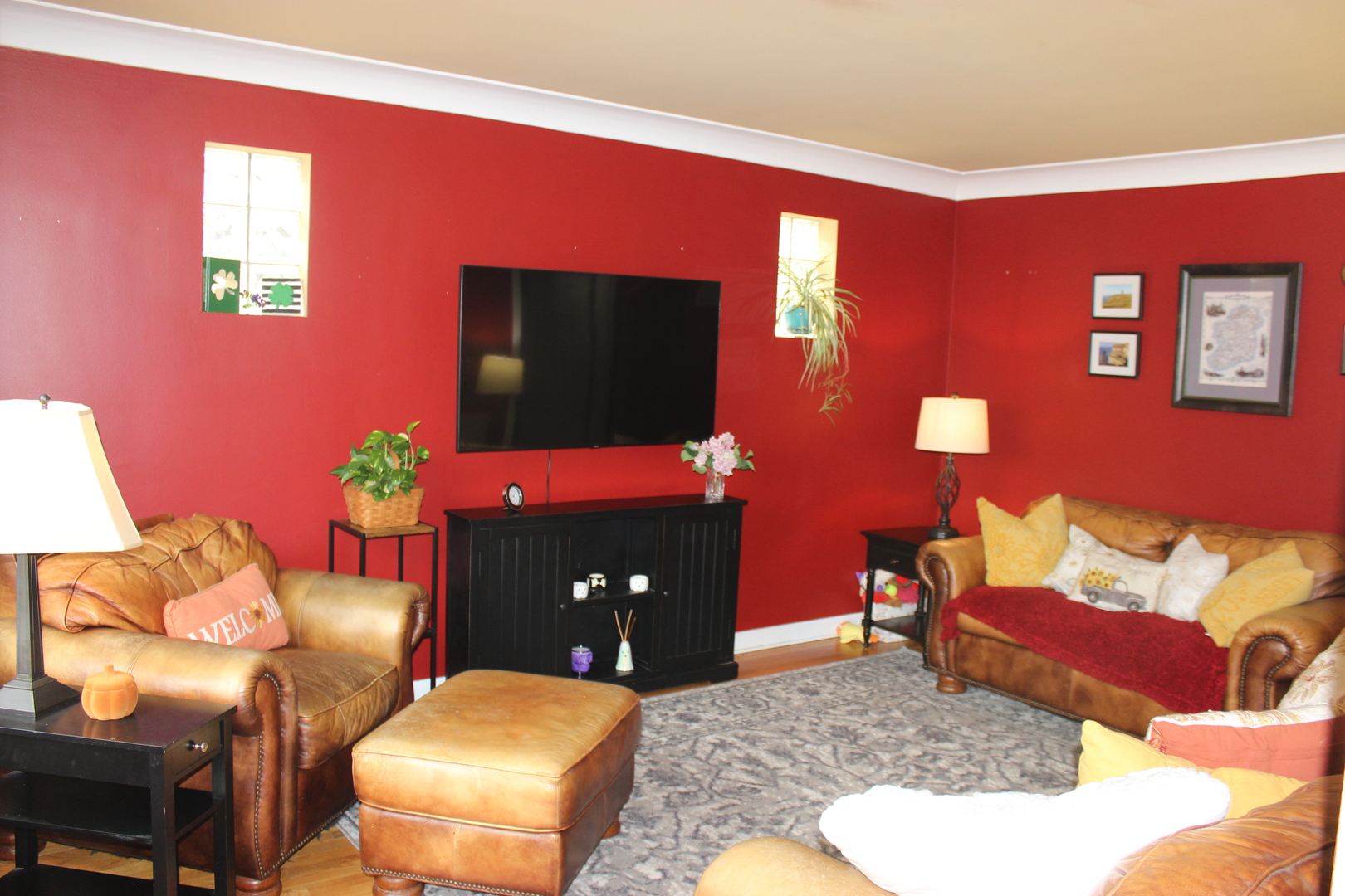 2952 W 97th Place, Evergreen Park, IL 60805