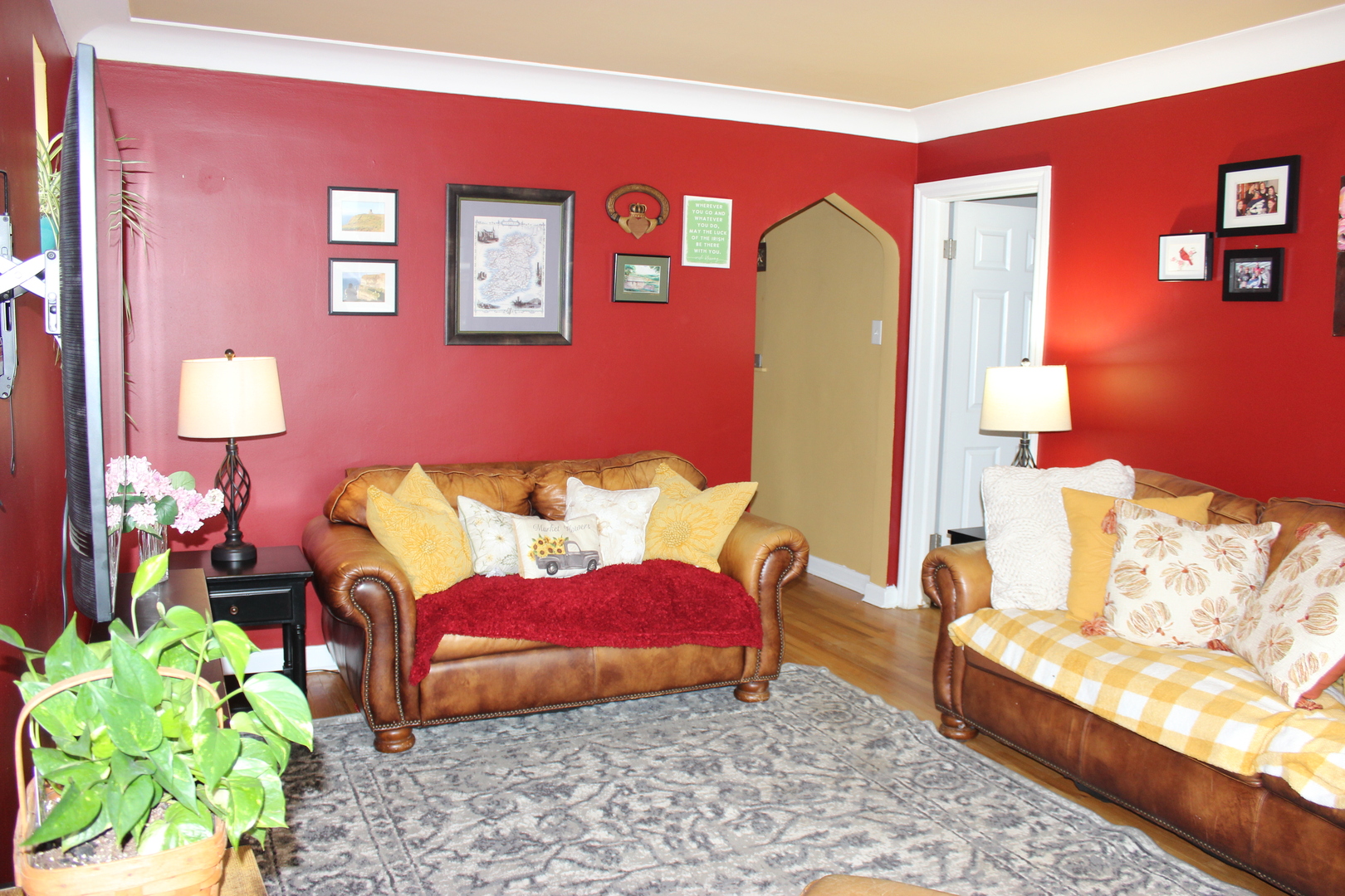 2952 W 97th Place, Evergreen Park, IL 60805