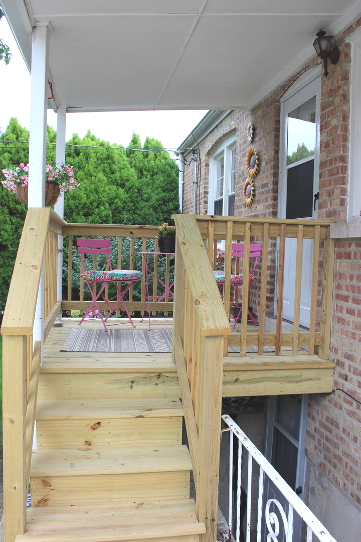 2952 W 97th Place, Evergreen Park, IL 60805