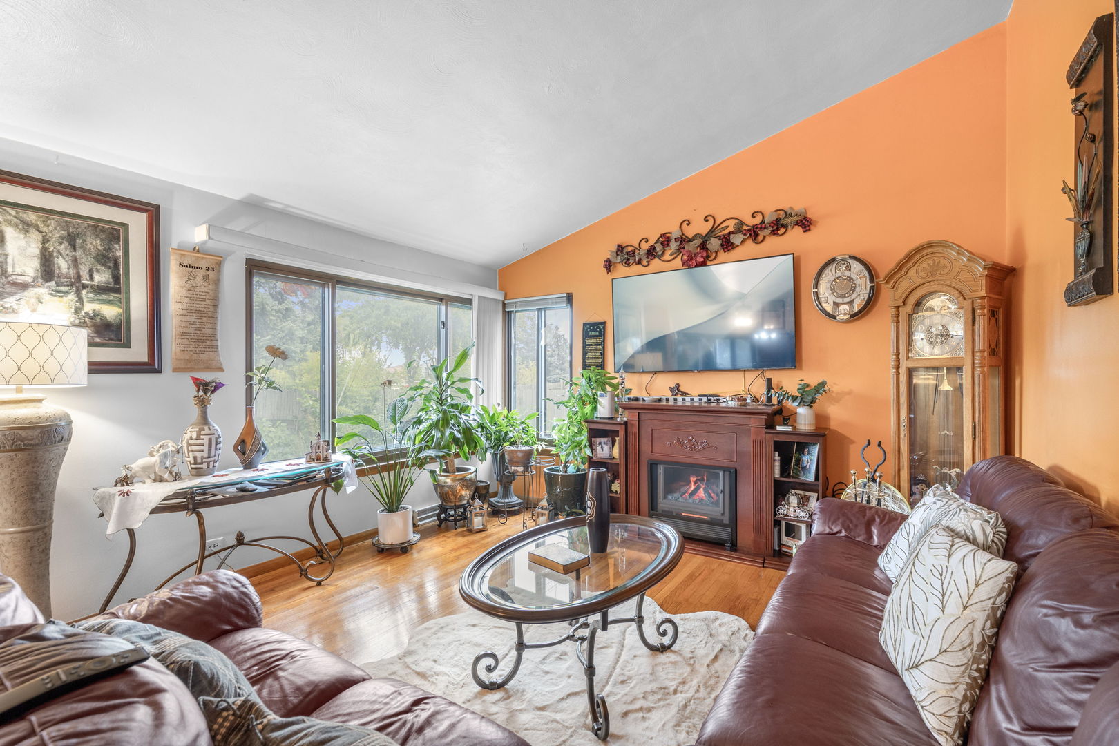 1110 Itasca Street, Bensenville, IL 60106