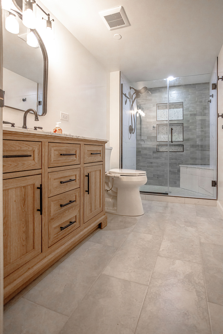 6830 W WINDING Trail #102, Oak Forest, IL 60452