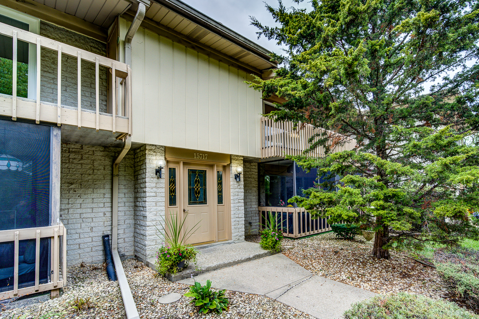 15717 Orlan Brook Drive #G83, Orland Park, IL 60462