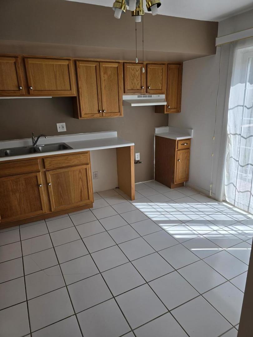 19360 Wolf Road #1, Mokena, IL 60448