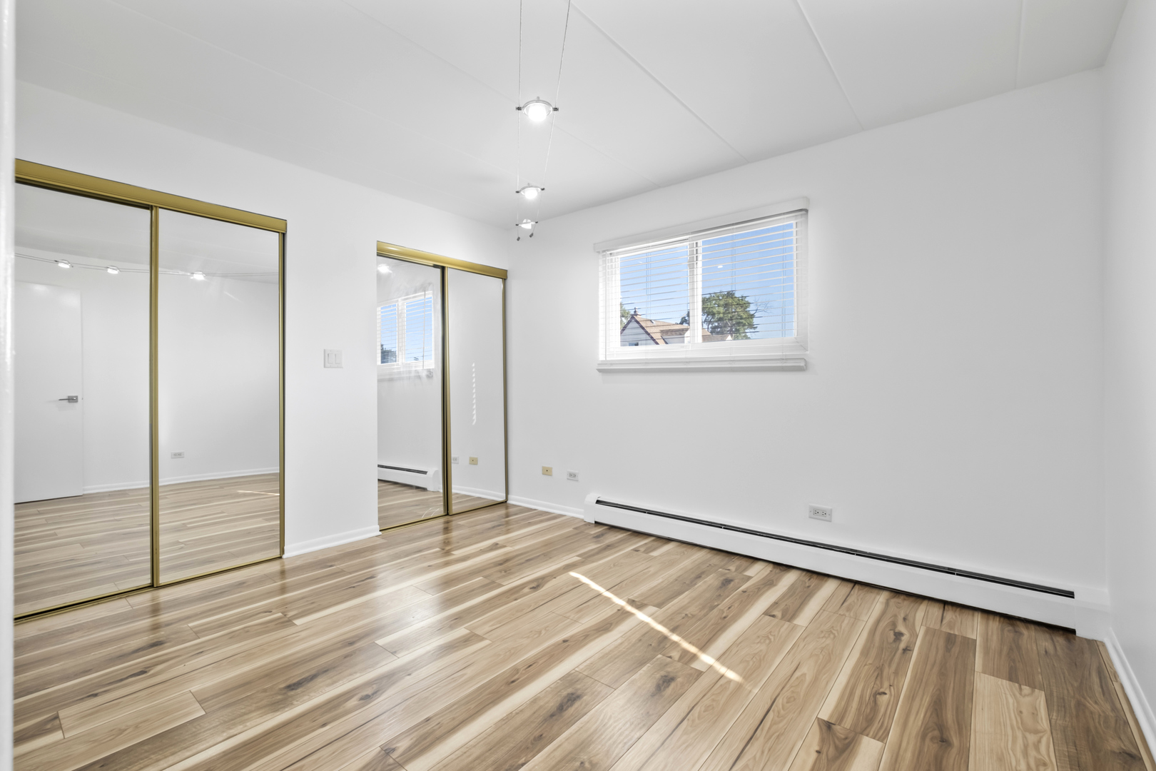 2521 N Thatcher Avenue #2i, River Grove, IL 60171