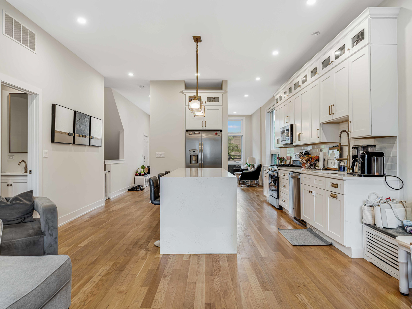 1707 S Jefferson Street #1, Chicago, IL 60616