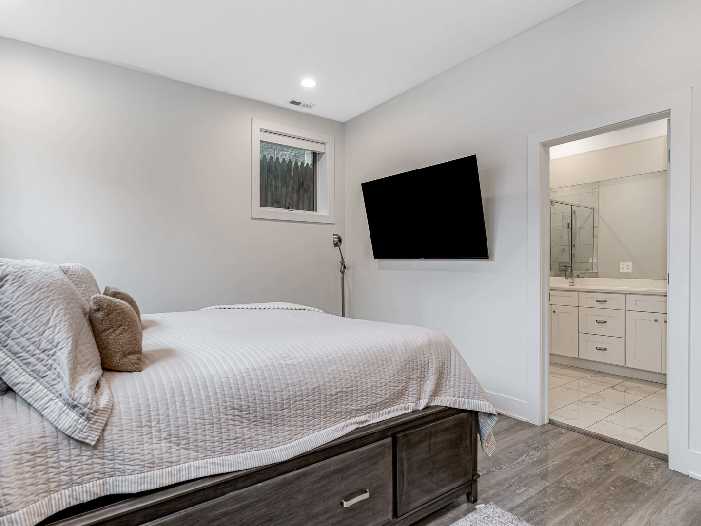 1707 S Jefferson Street #1, Chicago, IL 60616