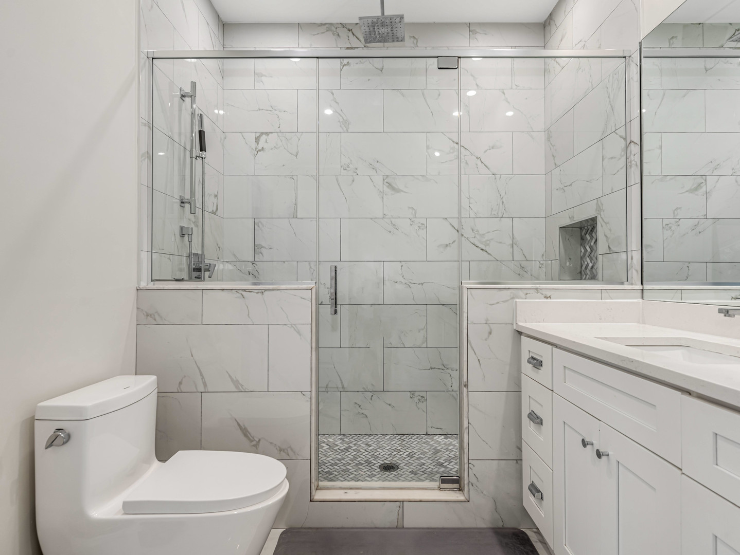 1707 S Jefferson Street #1, Chicago, IL 60616