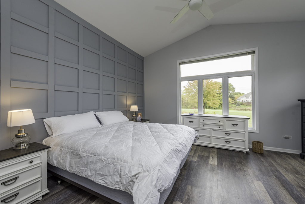 3068 N Southern Hills Drive, Wadsworth, IL 60083