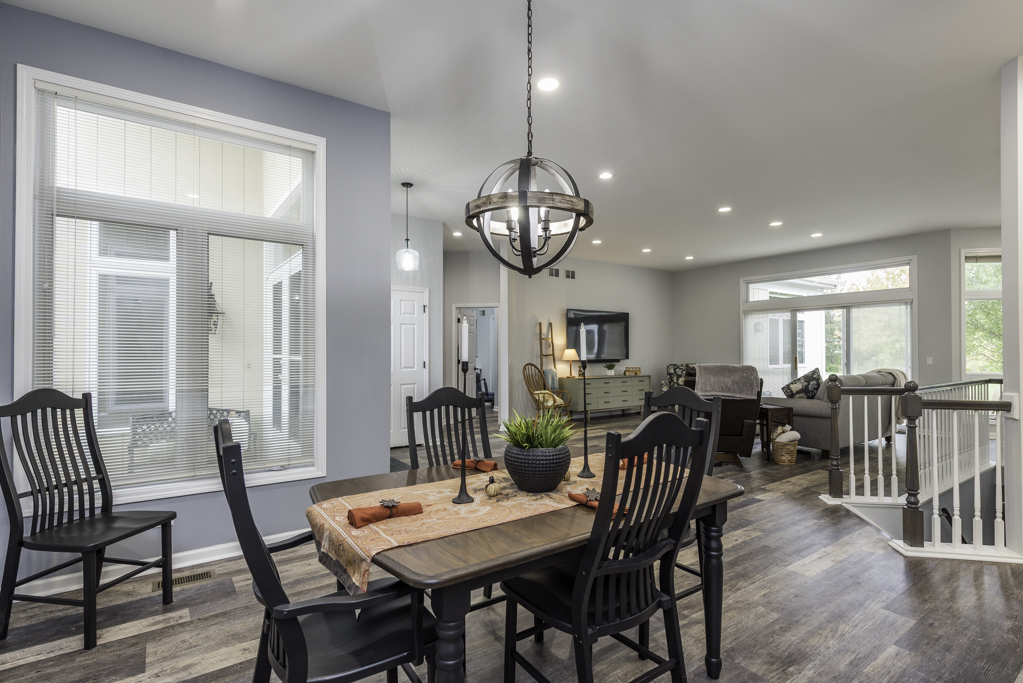 3068 N Southern Hills Drive, Wadsworth, IL 60083