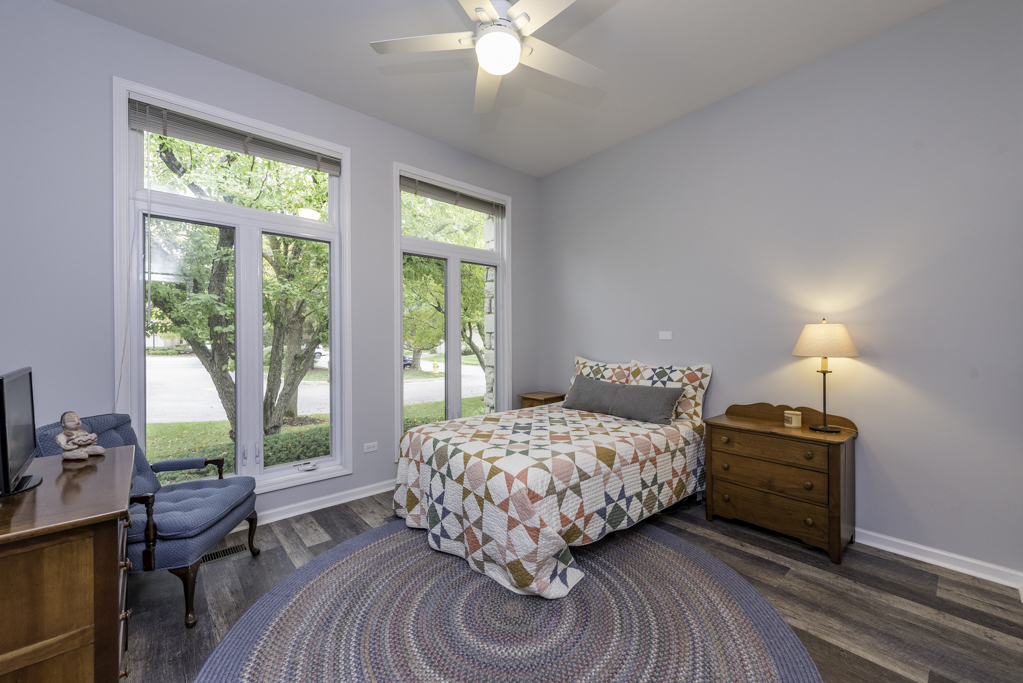 3068 N Southern Hills Drive, Wadsworth, IL 60083