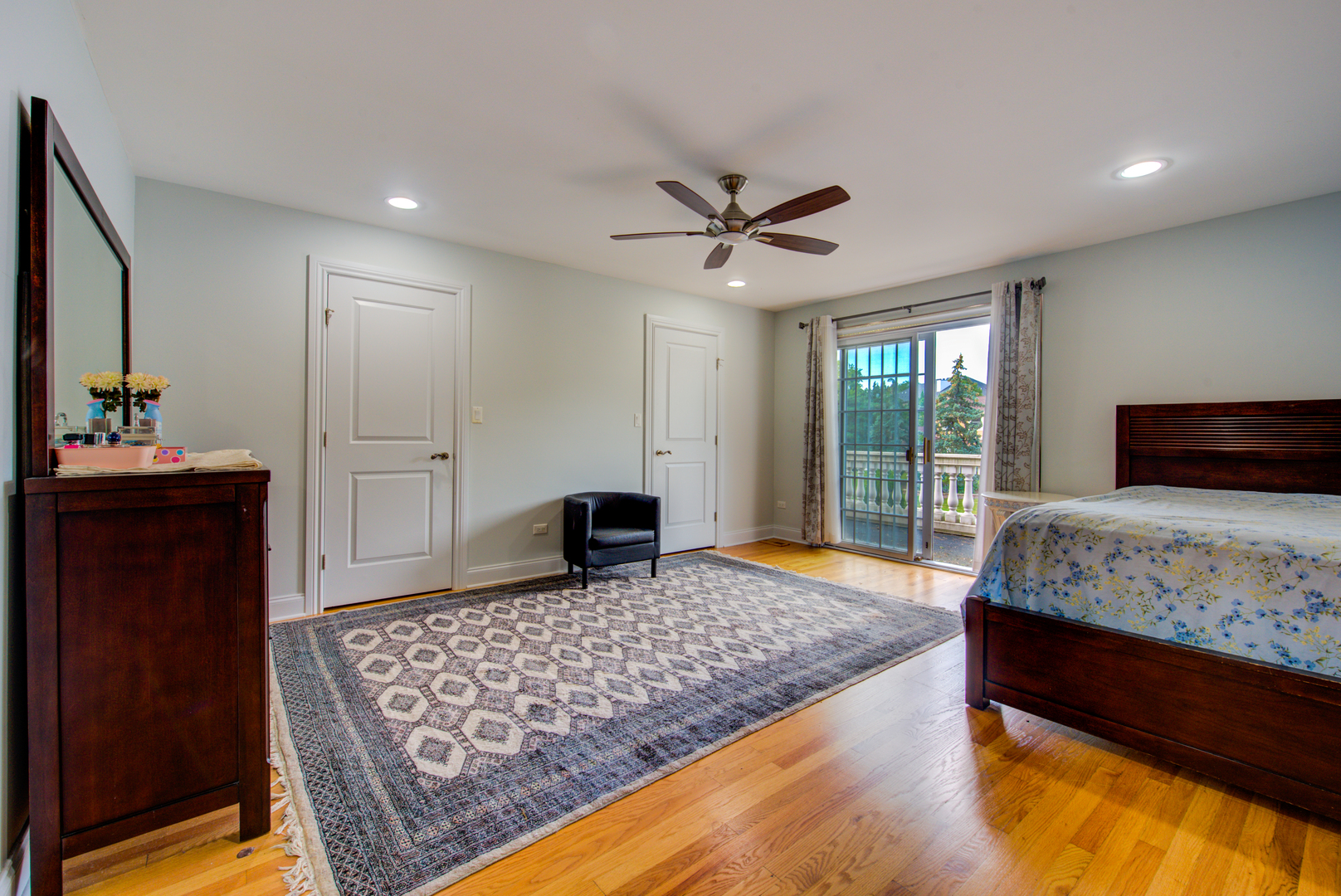 46 Hamilton Lane, Oak Brook, IL 60523