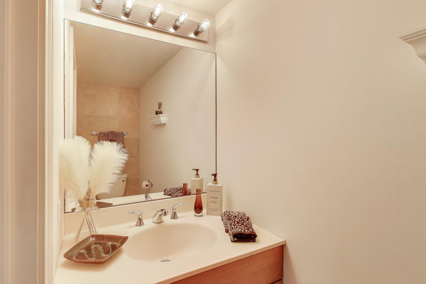 404 Tracy Terrace, Des Plaines, IL 60016