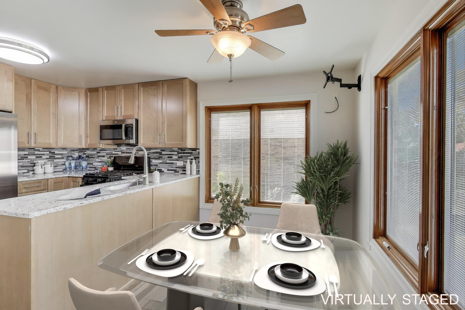 404 Tracy Terrace, Des Plaines, IL 60016