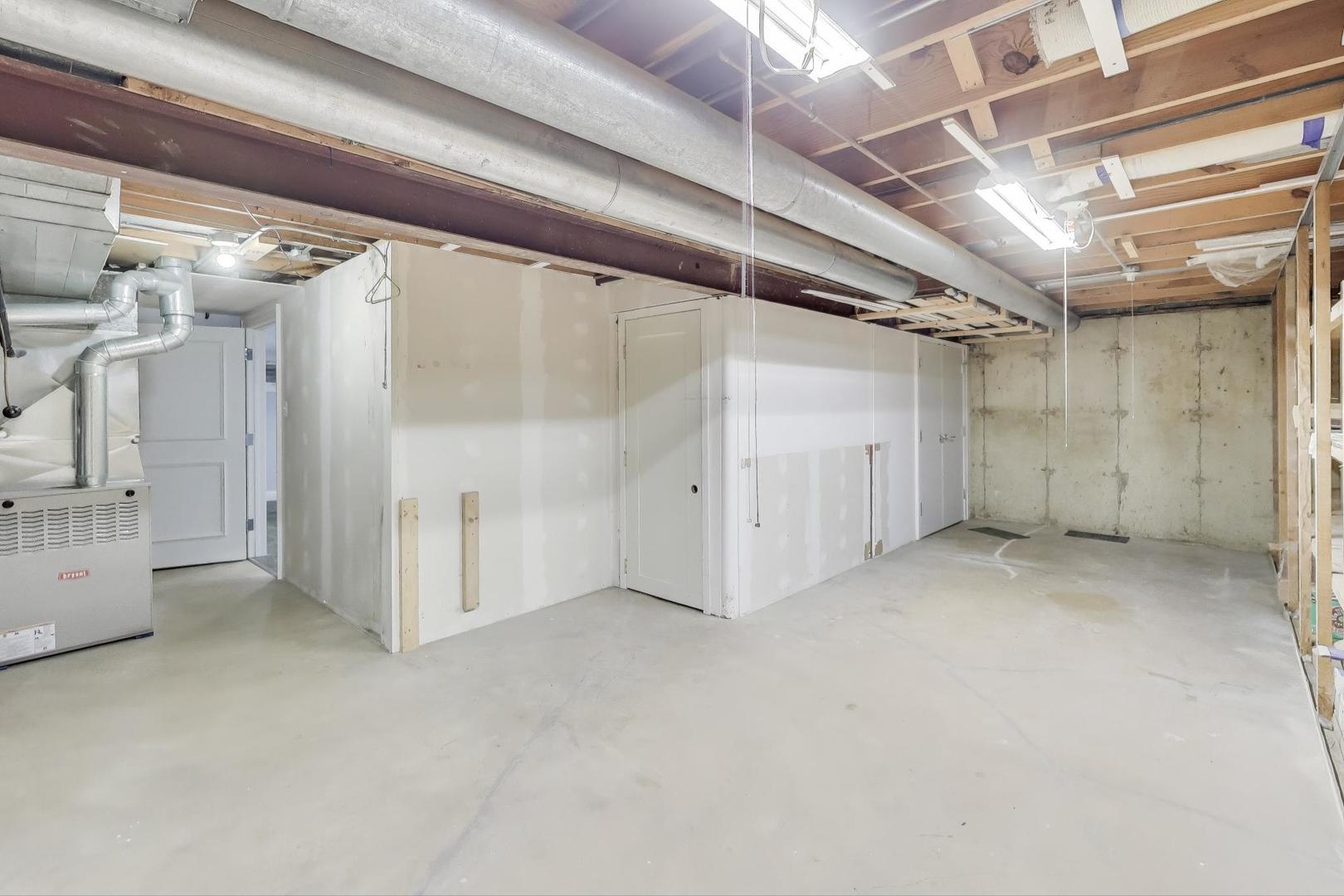 404 Tracy Terrace, Des Plaines, IL 60016