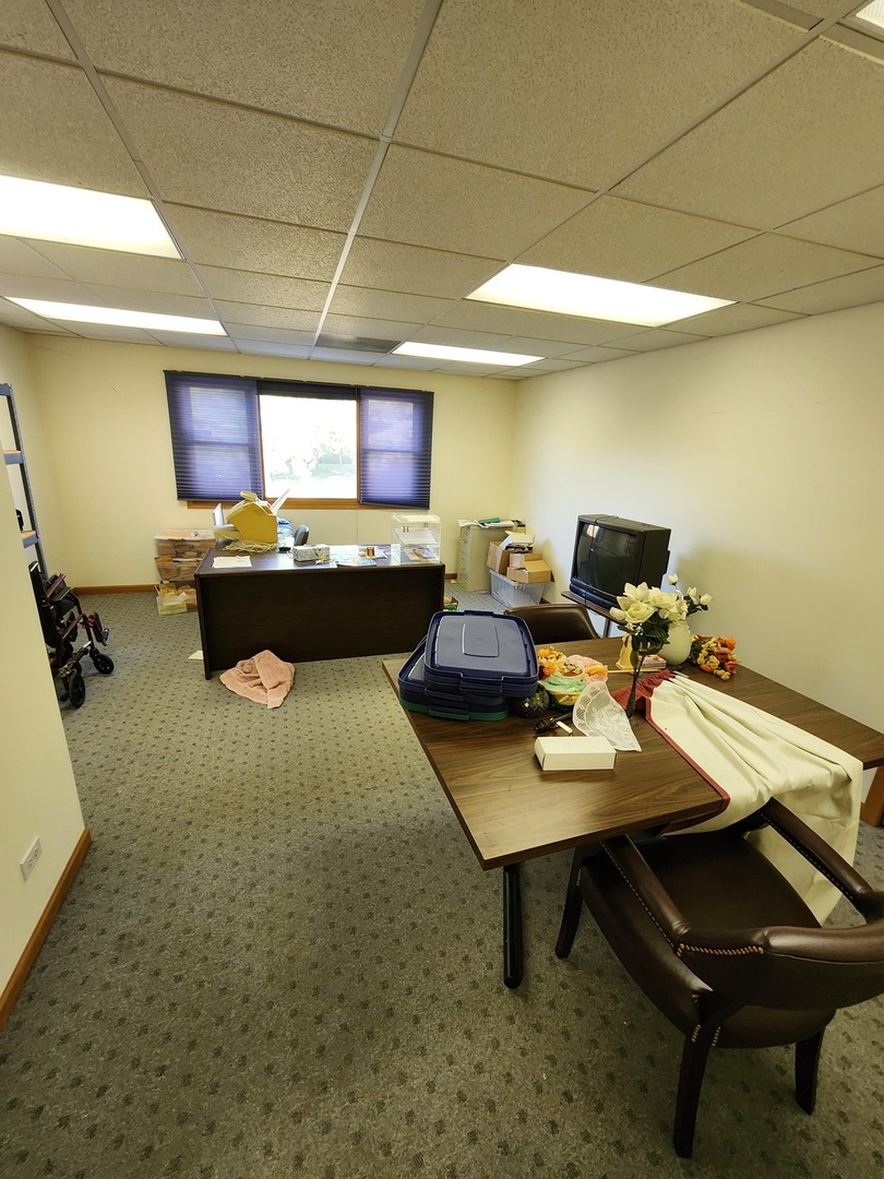 2308 N Ringwood Road, McHenry, IL 60050