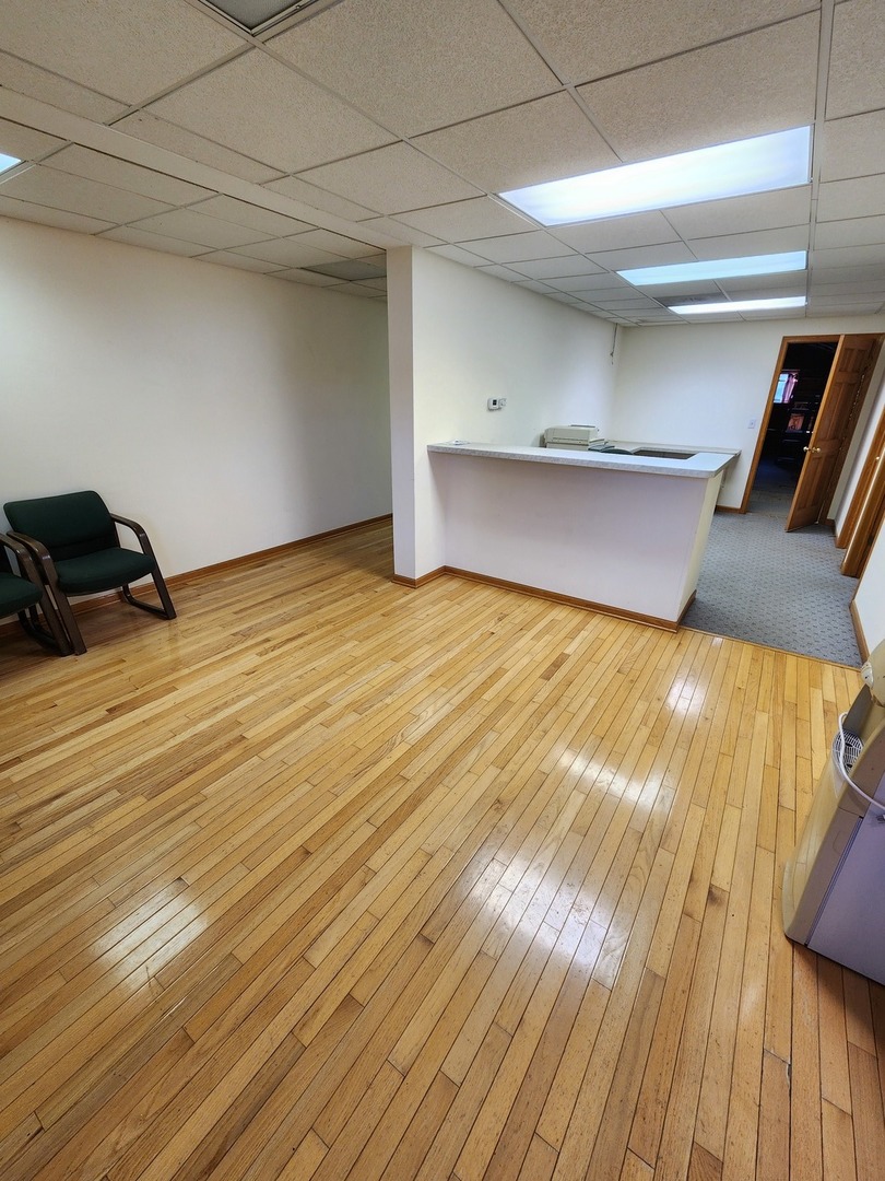 2308 N Ringwood Road, McHenry, IL 60050