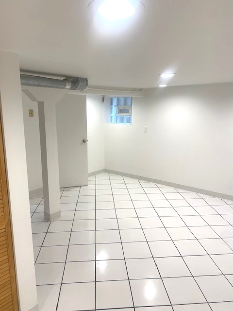 3304 N Paris Avenue, Chicago, IL 60634