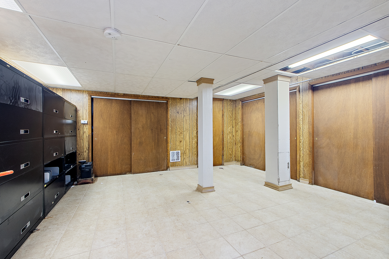 1935 Green Trails Drive, Lisle, IL 60532