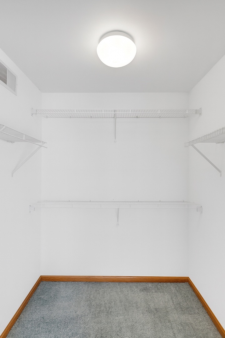 10549 Wakefield Lane #10549, Huntley, IL 60142