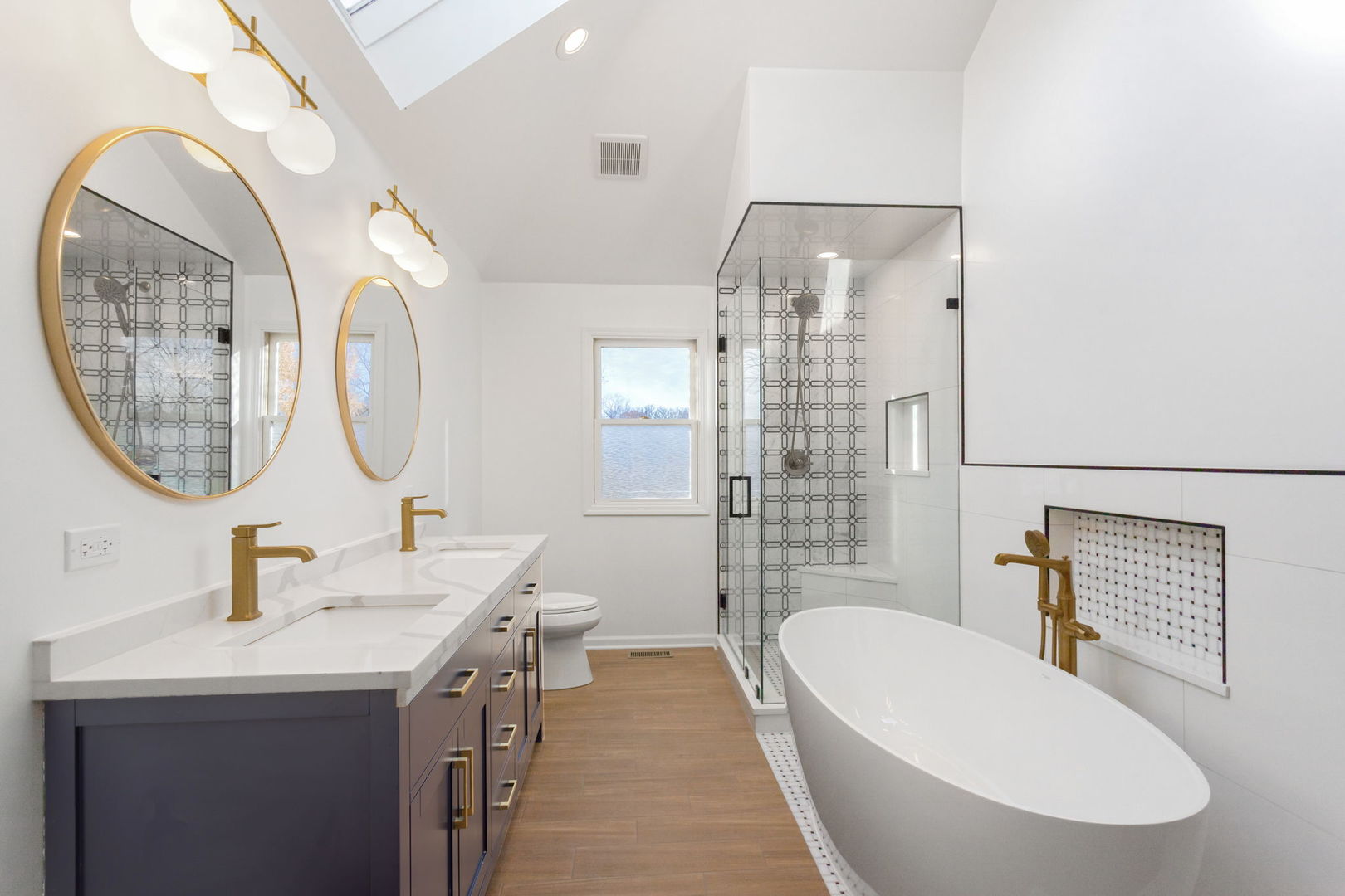 537 Arbor Lane, Oswego, IL 60543