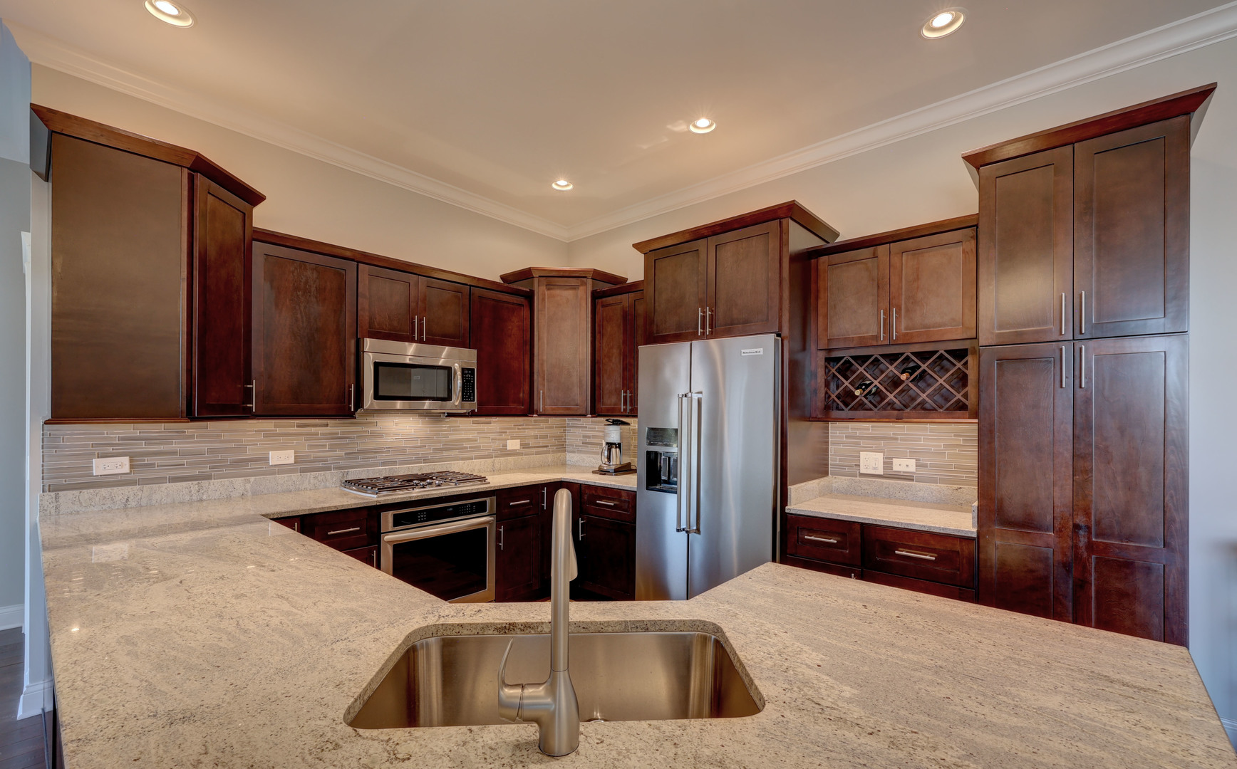 4929 Forest Avenue #4F, Downers Grove, IL 60515