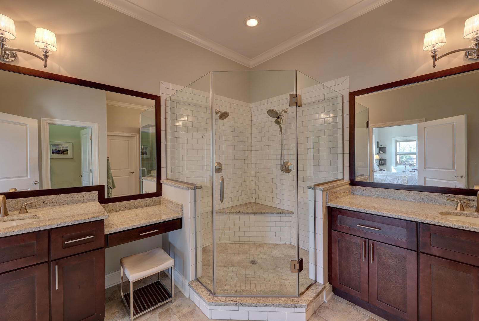 4929 Forest Avenue #4F, Downers Grove, IL 60515