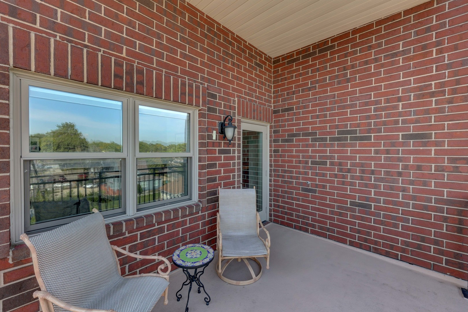 4929 Forest Avenue #4F, Downers Grove, IL 60515