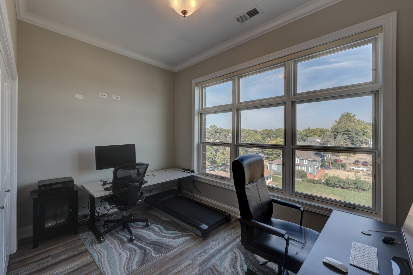 4929 Forest Avenue #4F, Downers Grove, IL 60515