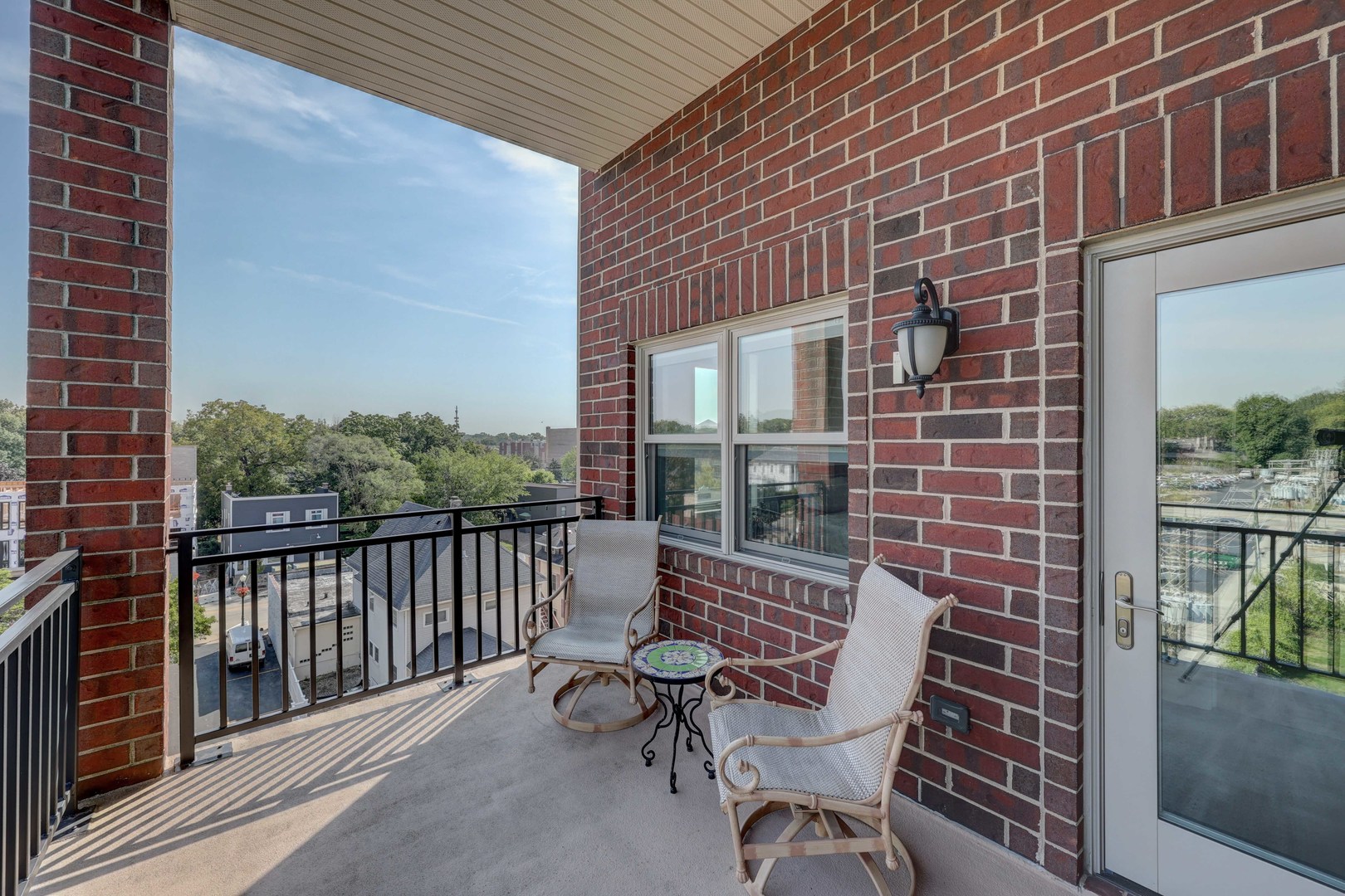 4929 Forest Avenue #4F, Downers Grove, IL 60515