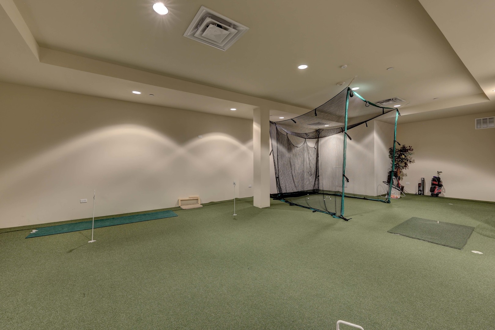 4929 Forest Avenue #4F, Downers Grove, IL 60515