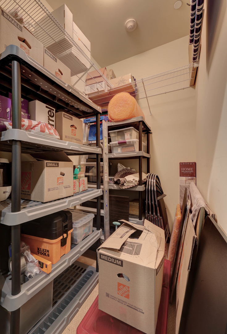 4929 Forest Avenue #4F, Downers Grove, IL 60515