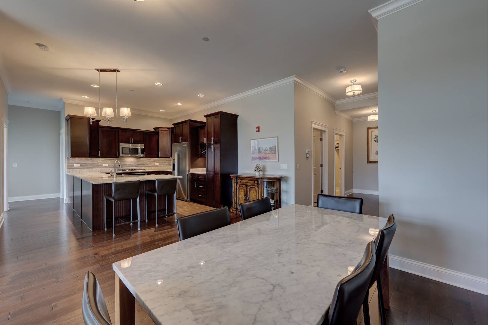 4929 Forest Avenue #4F, Downers Grove, IL 60515