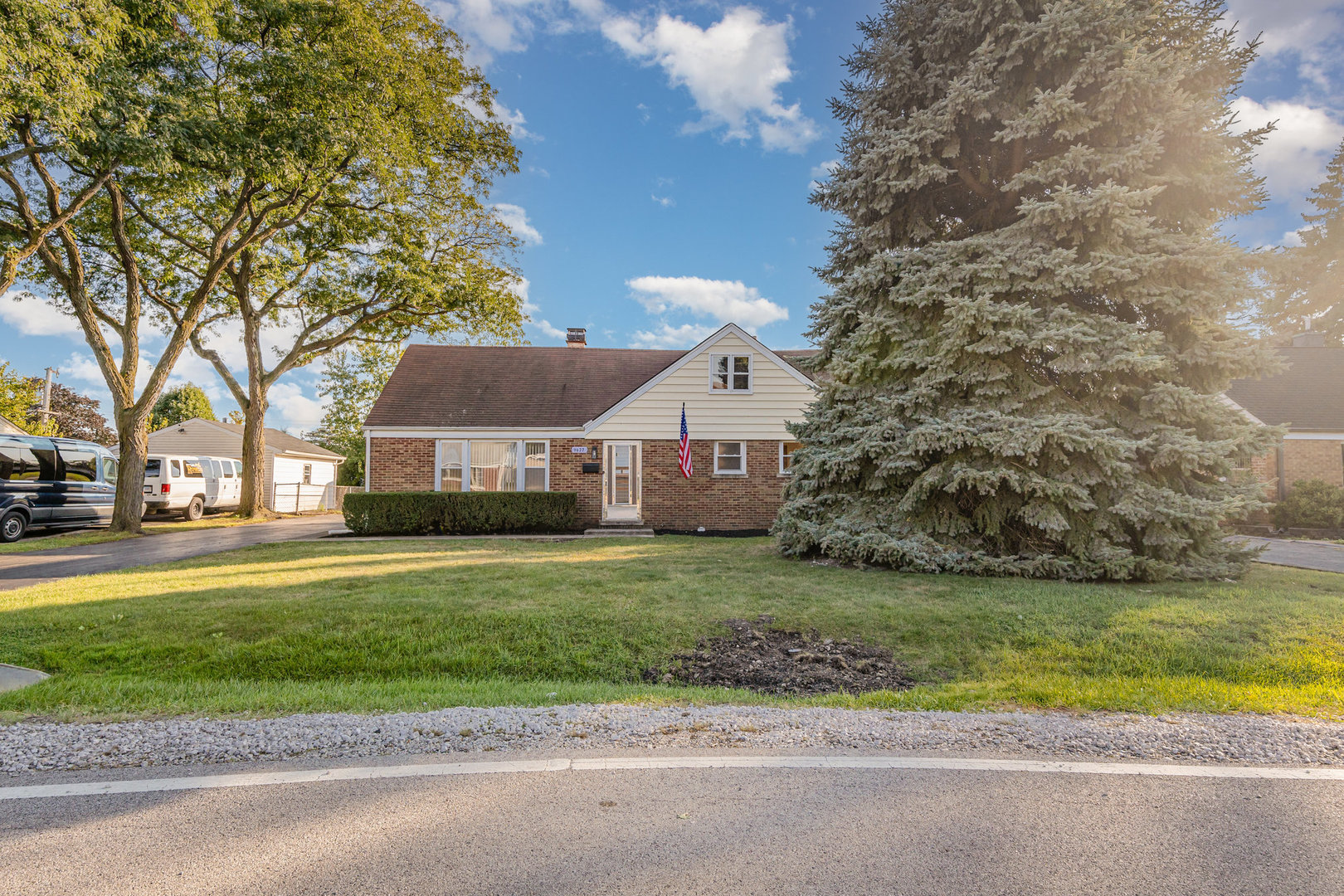 9627 Castello Avenue, Melrose Park, IL 60164