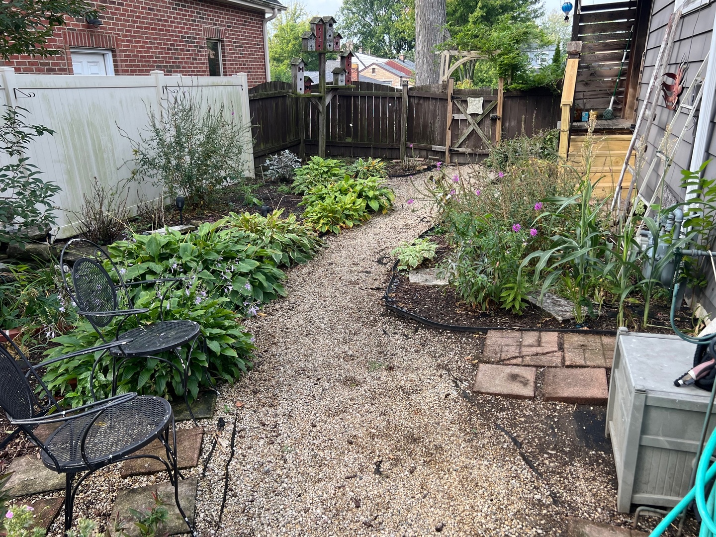 445 S ELLIS Street, Bensenville, IL 60106