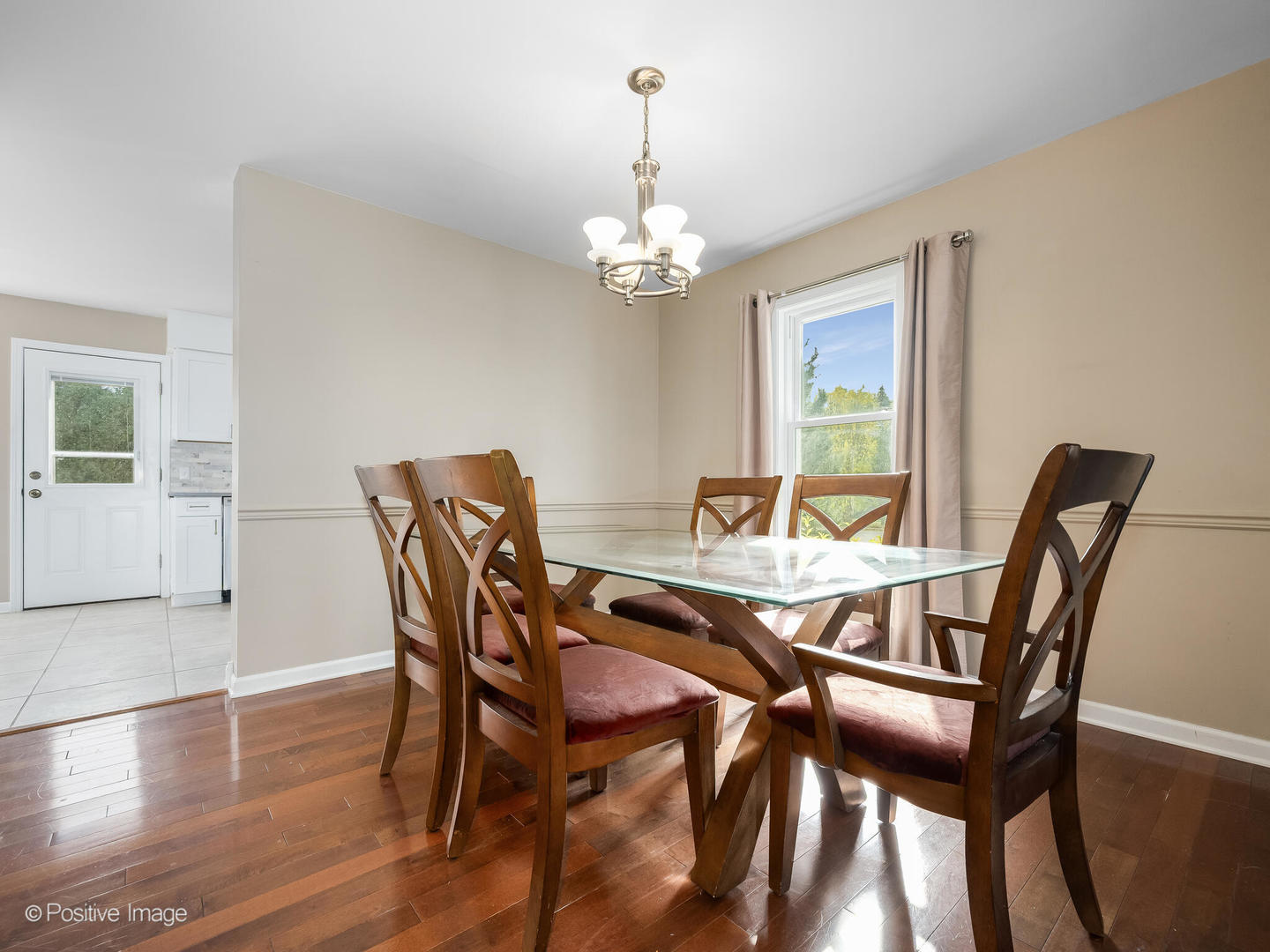 1201 Boxwood Drive, Crystal Lake, IL 60014