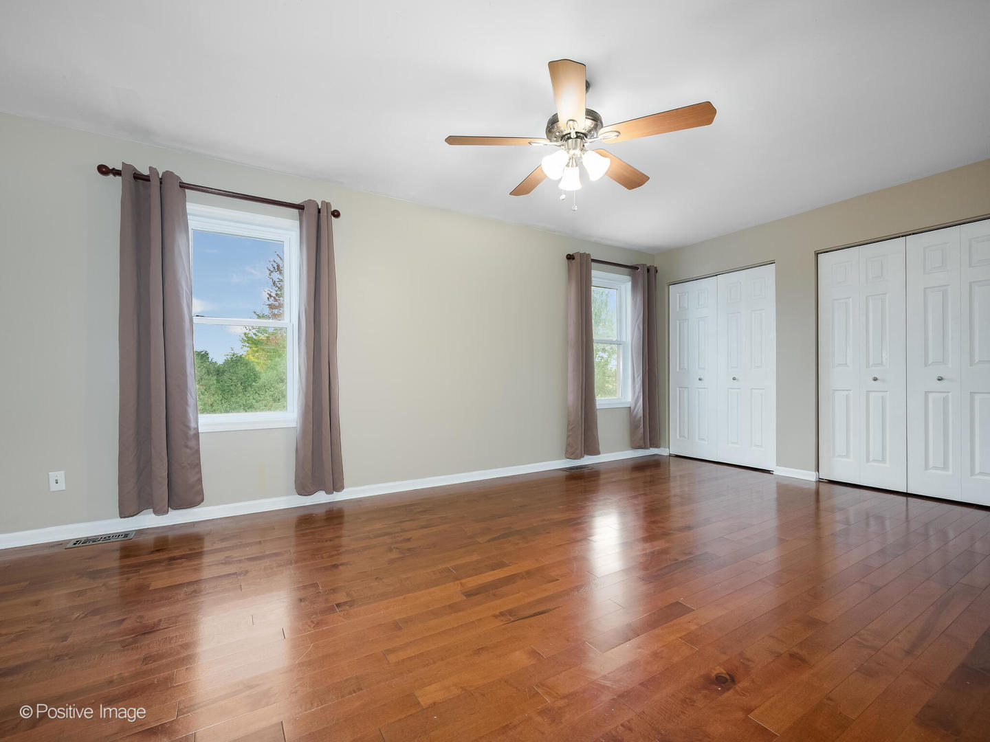 1201 Boxwood Drive, Crystal Lake, IL 60014