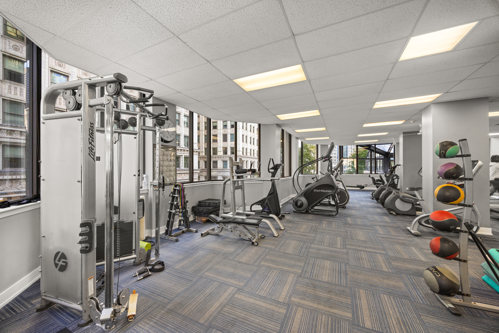 405 N Wabash Avenue #2801, Chicago, IL 60611