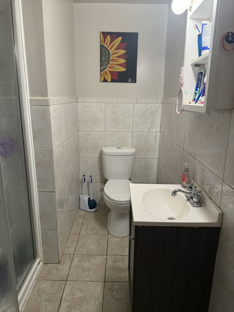 2903 Gideon Avenue, Zion, IL 60099