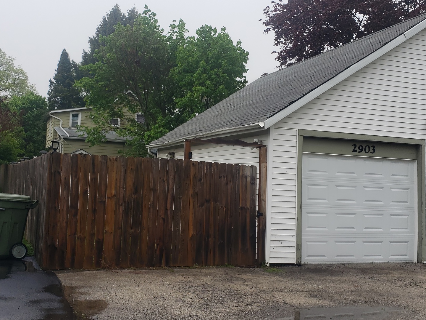 2903 Gideon Avenue, Zion, IL 60099