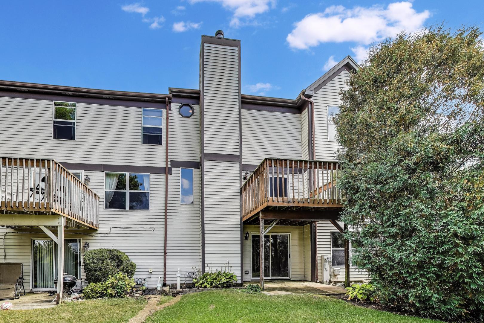 14 Oxford Court, Algonquin, IL 60102