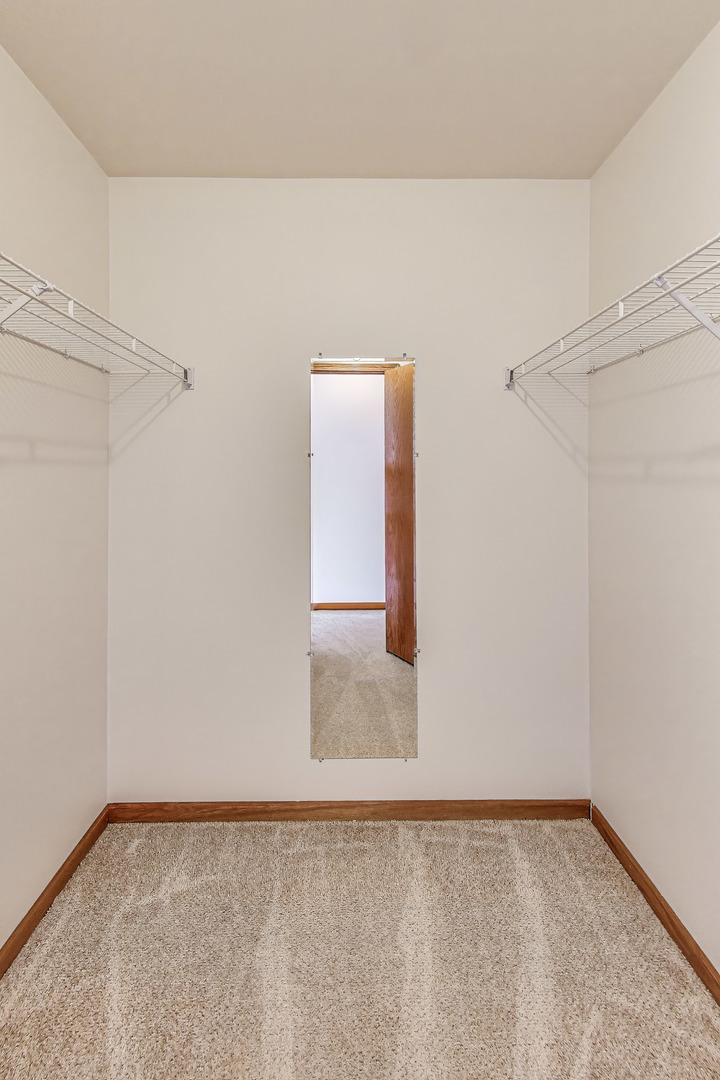 14 Oxford Court, Algonquin, IL 60102