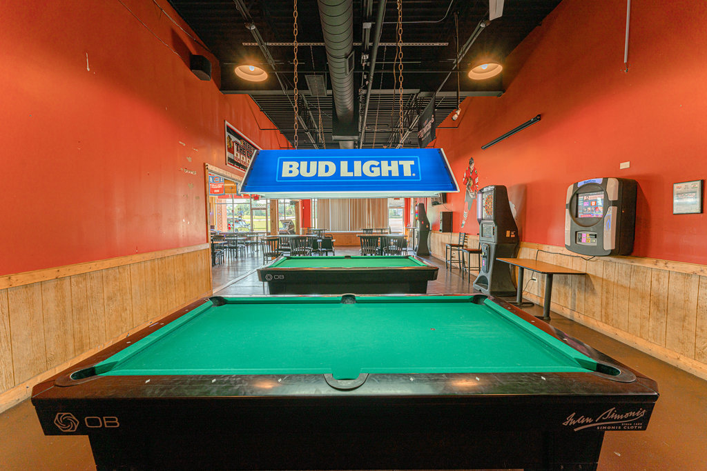 21000 S Frankfort Square Road, Frankfort, IL 60423