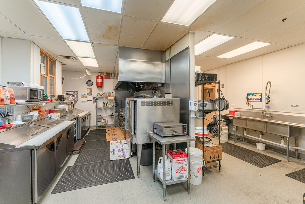 21000 S Frankfort Square Road, Frankfort, IL 60423