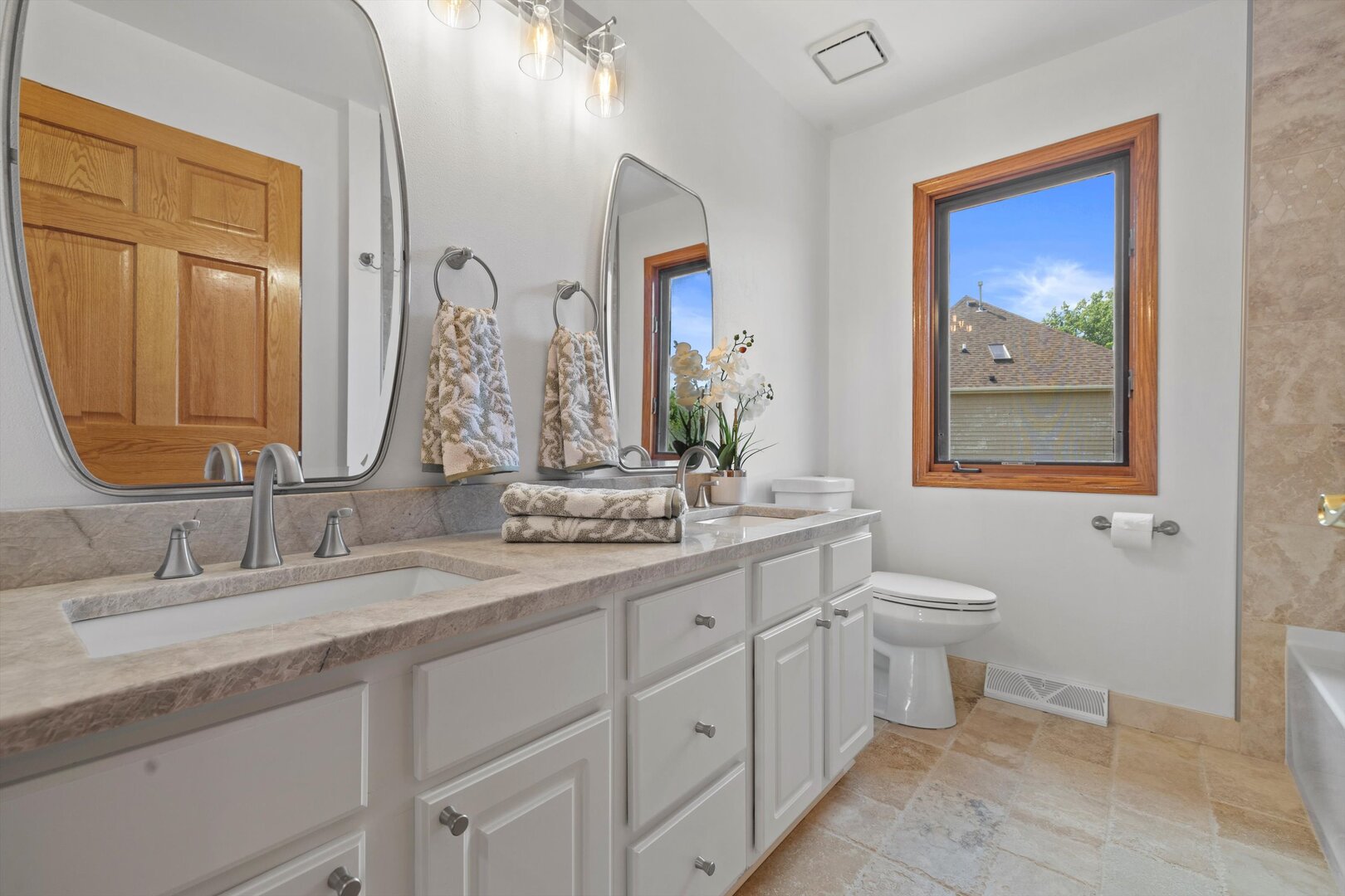 3504 Canada Goose Crossing, Racine, WI 53403