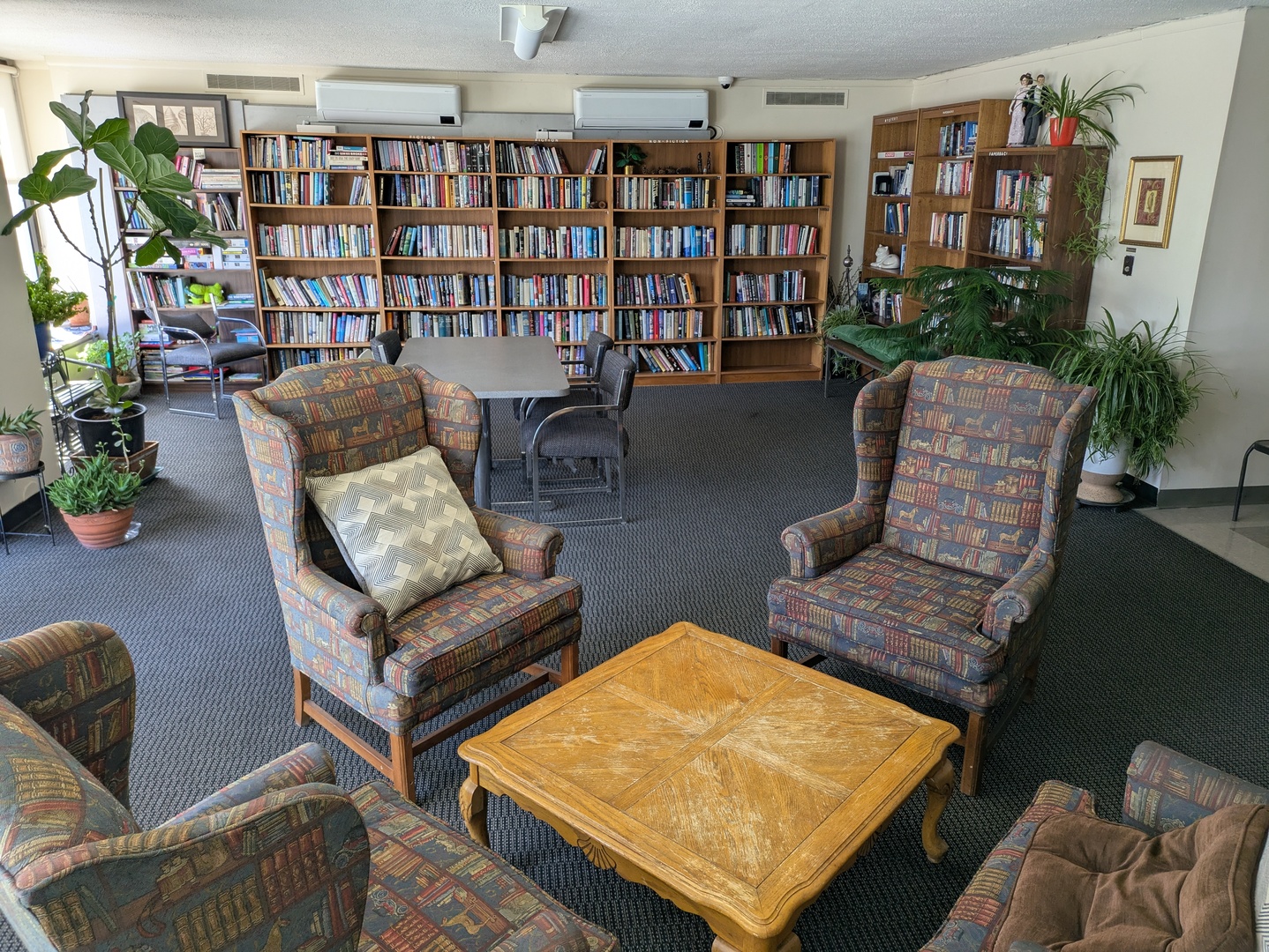 5455 N Sheridan Road #3601-3602, Chicago, IL 60640