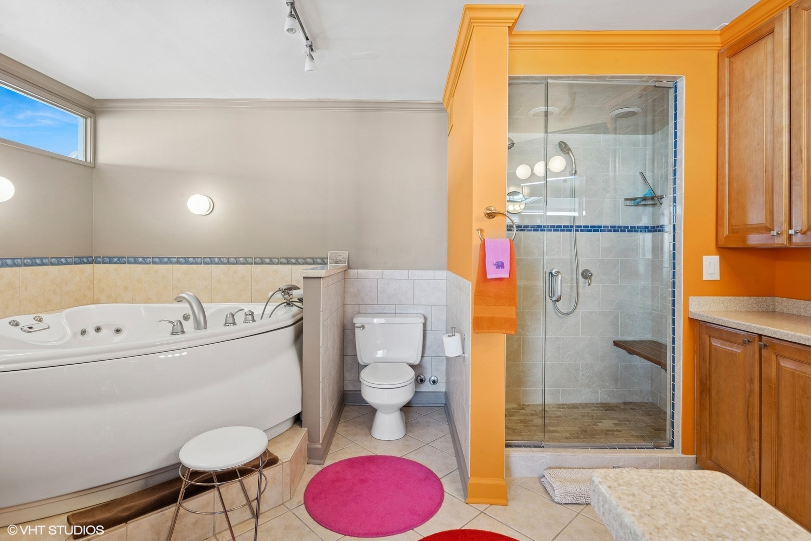 5455 N Sheridan Road #3601-3602, Chicago, IL 60640