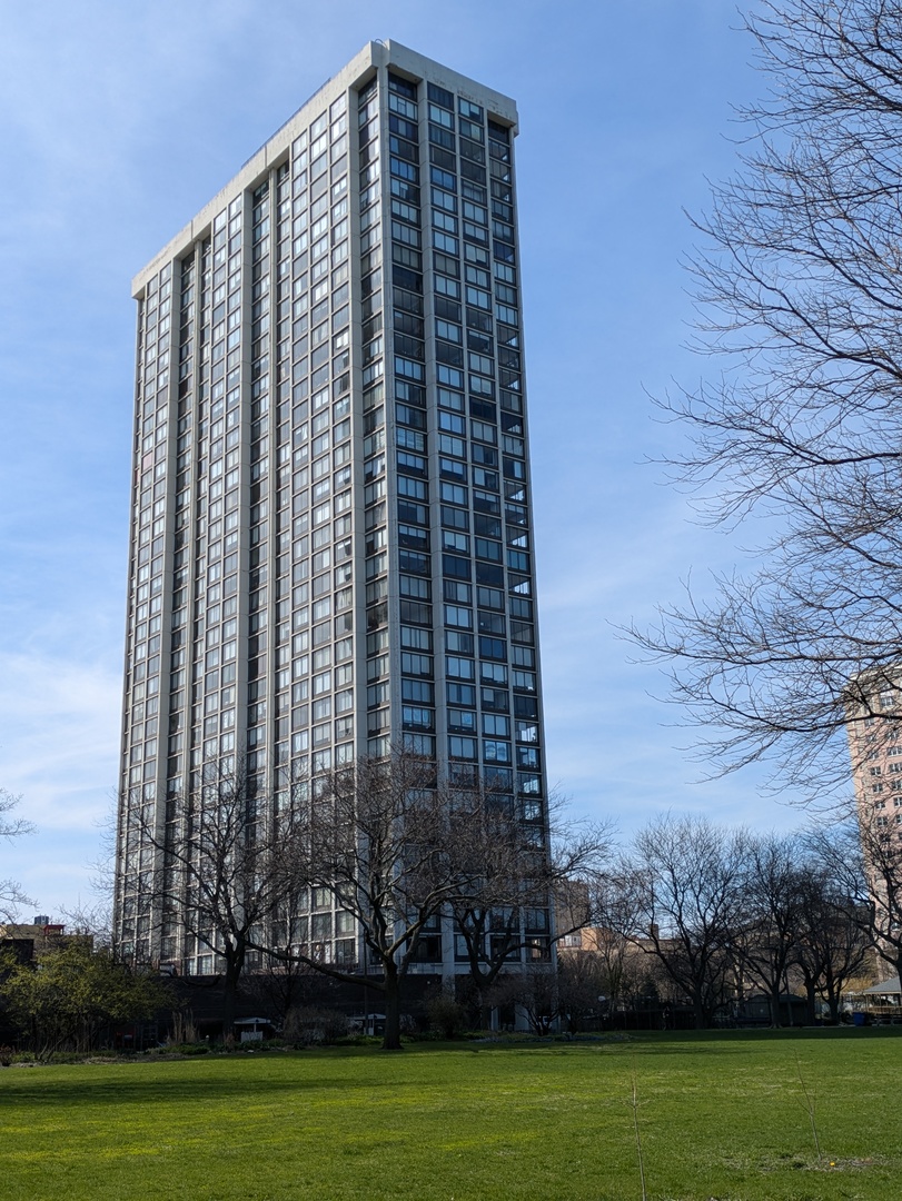 5455 N Sheridan Road #3601-3602, Chicago, IL 60640