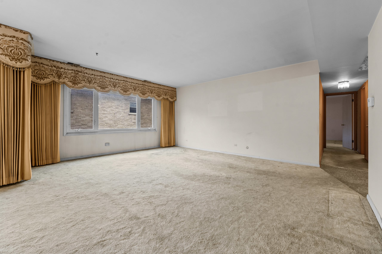 1535 Forest Avenue #305, River Forest, IL 60305